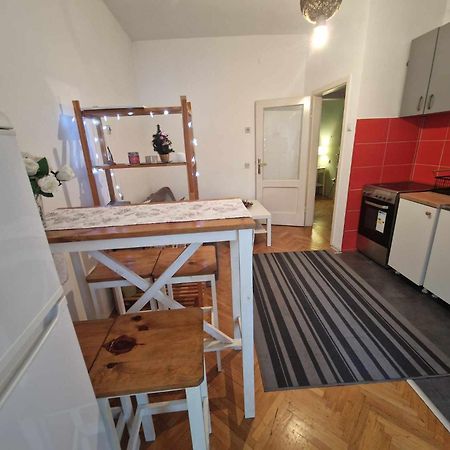 Central Station Private Rooms Beograd Ngoại thất bức ảnh